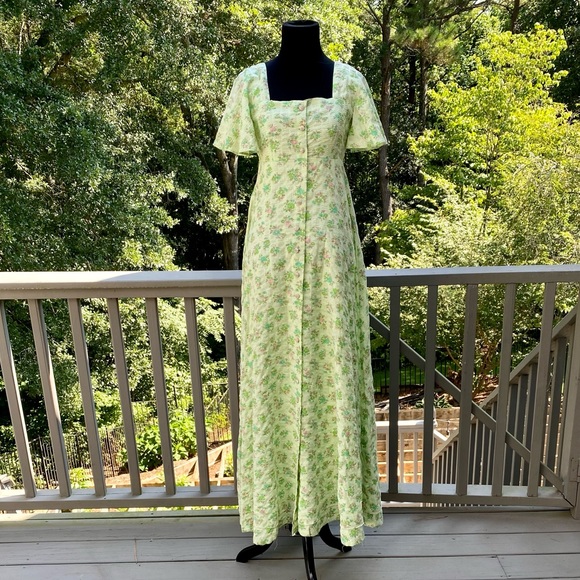 Vintage 60s Floral Cottagecore Flutter Sleeve Button Front Maxi Peasant Dress - Picture 4 of 16
